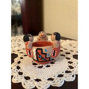 Tosa Jemez Storyteller Friendship Pot